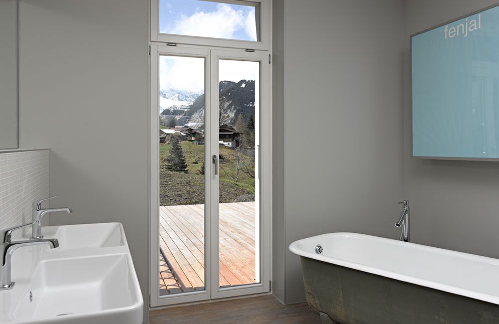 Umbau Schlosseck, Wengen - Badezimmer